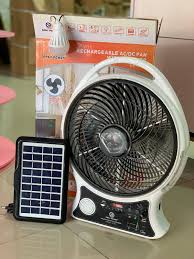 ABANICO RECARGABLE 14" SOLAR CON ALTAVOZ